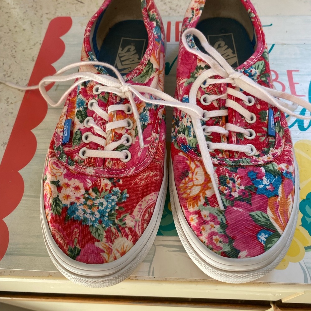 Tropical Pink Vans! size 8 . great for a cruise!